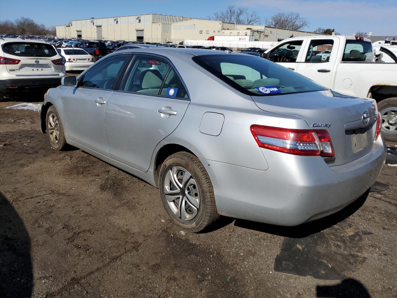 2011 Toyota Camry - Image 2