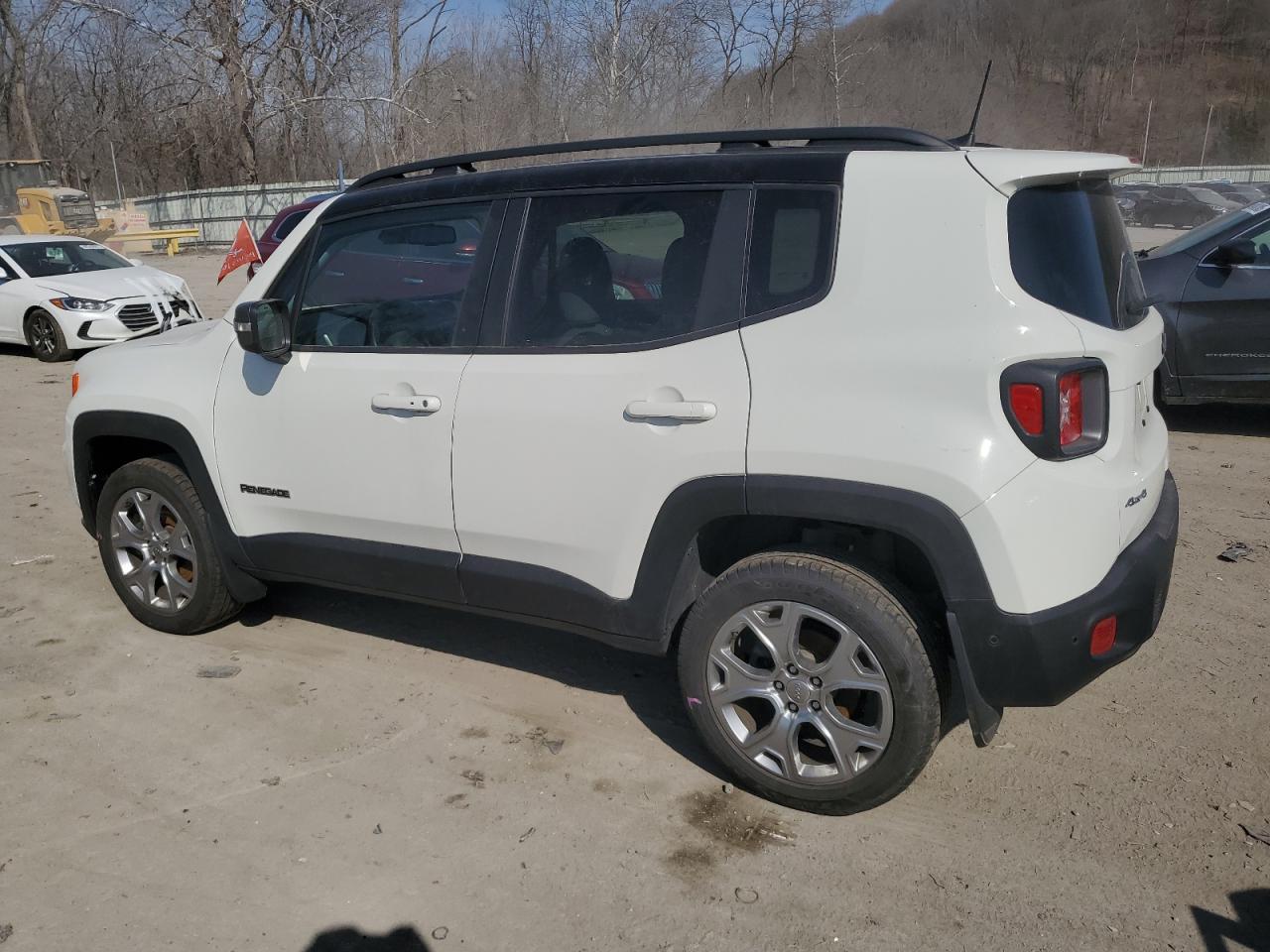2020 Jeep Renegade - Image 2