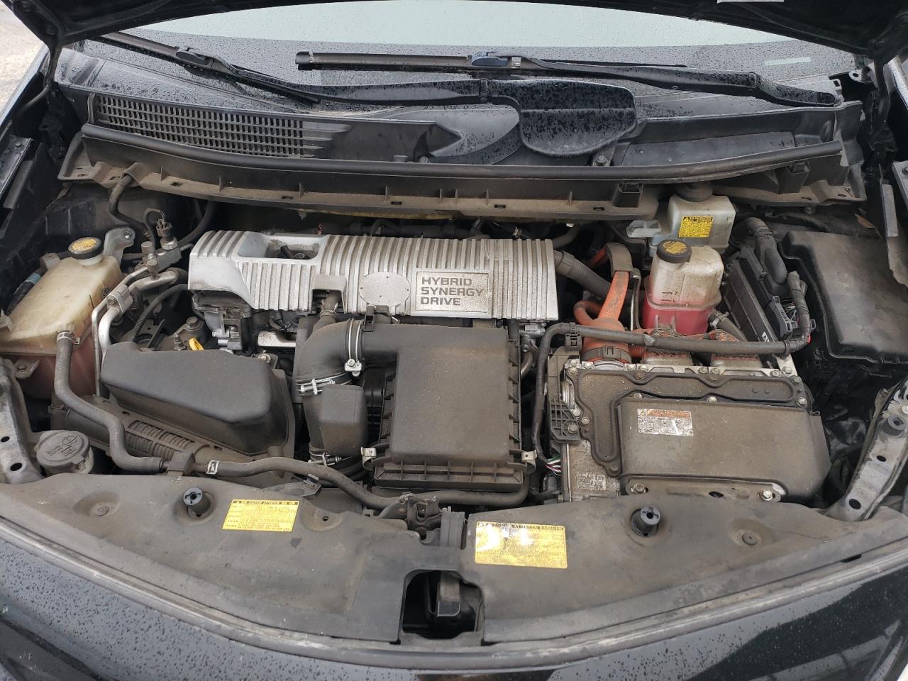 2013 Toyota Prius - Image 13