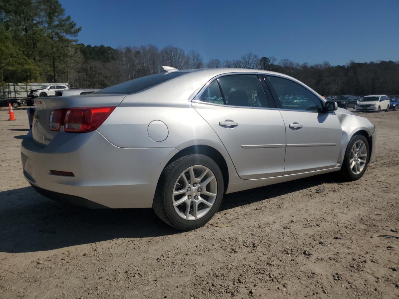 2015 Chevrolet Malibu - Image 3