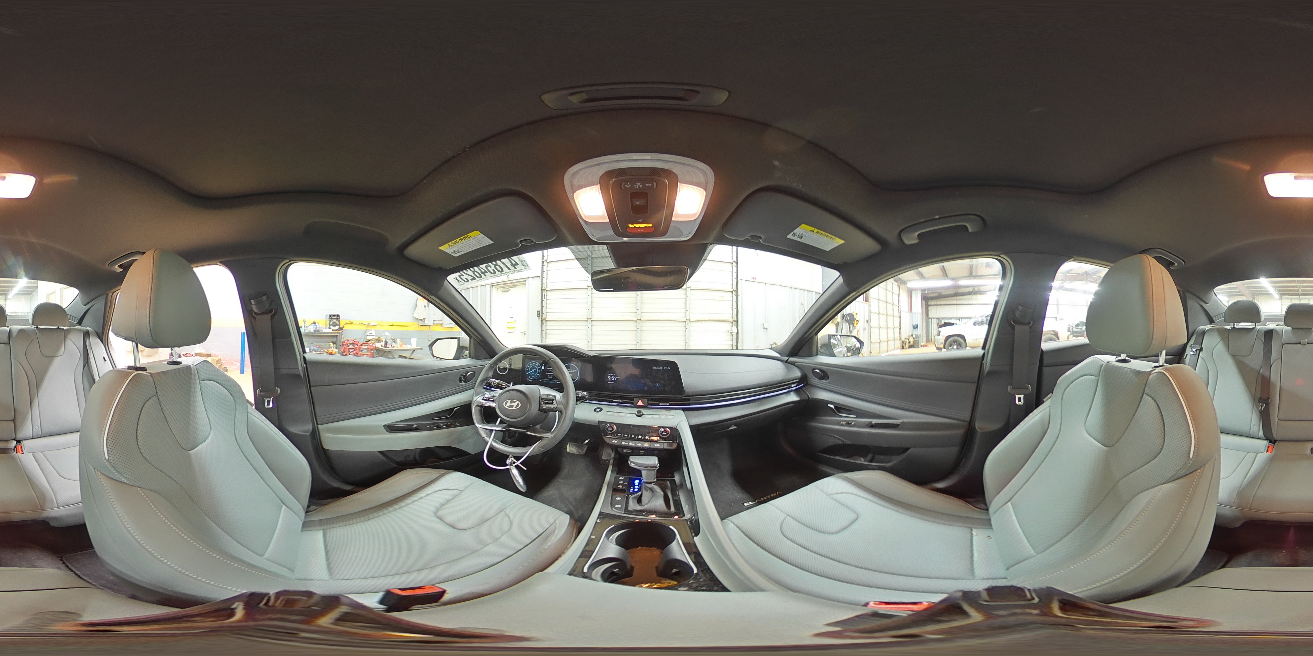 2024 Hyundai Elantra - Image 13