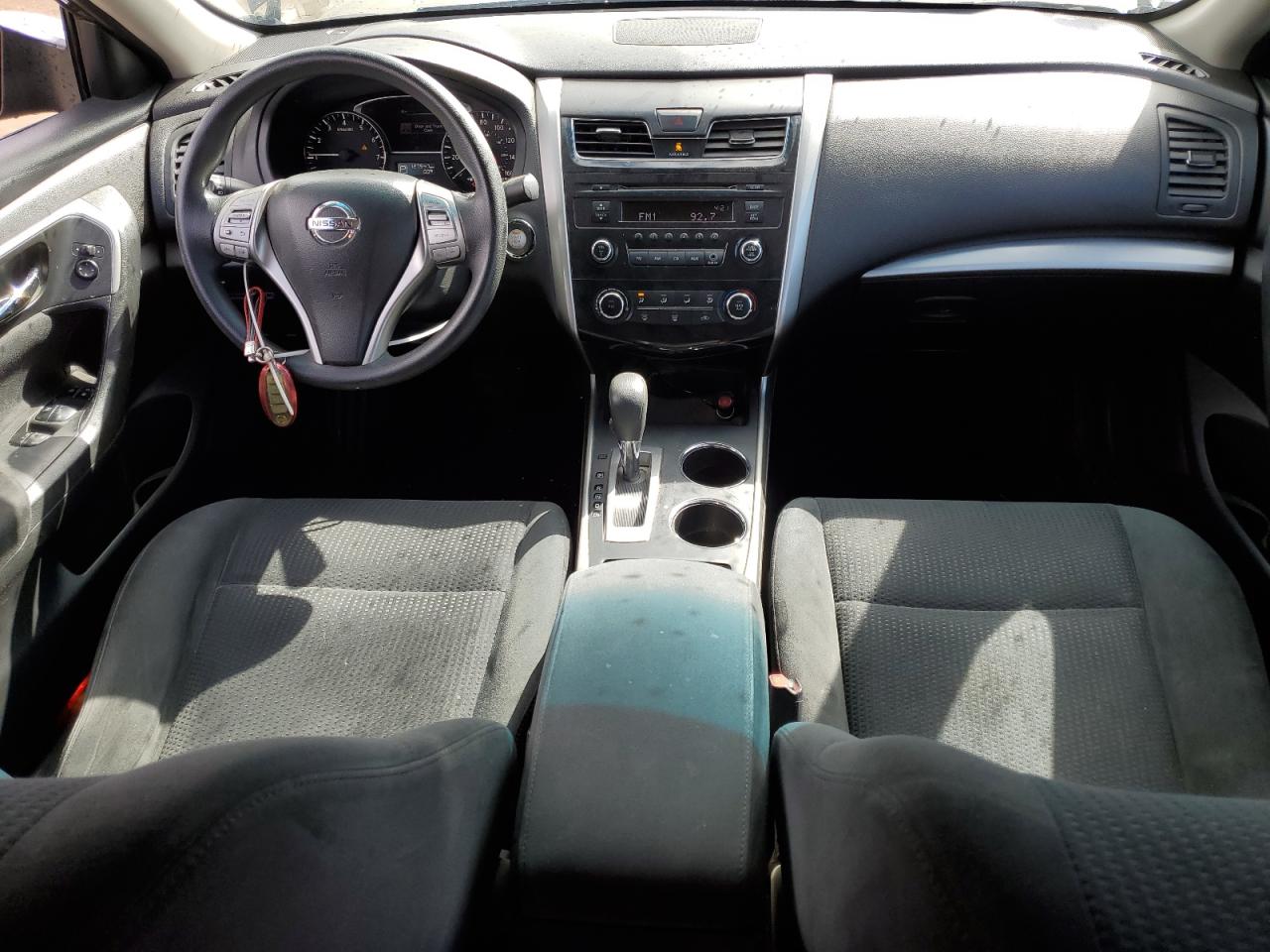 2015 Nissan Altima - Image 8