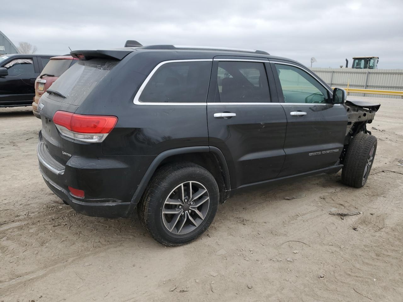 2019 Jeep Grand Cherokee - Image 3