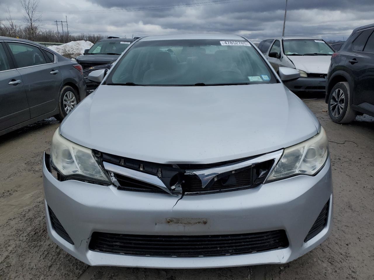2012 Toyota Camry - Image 5