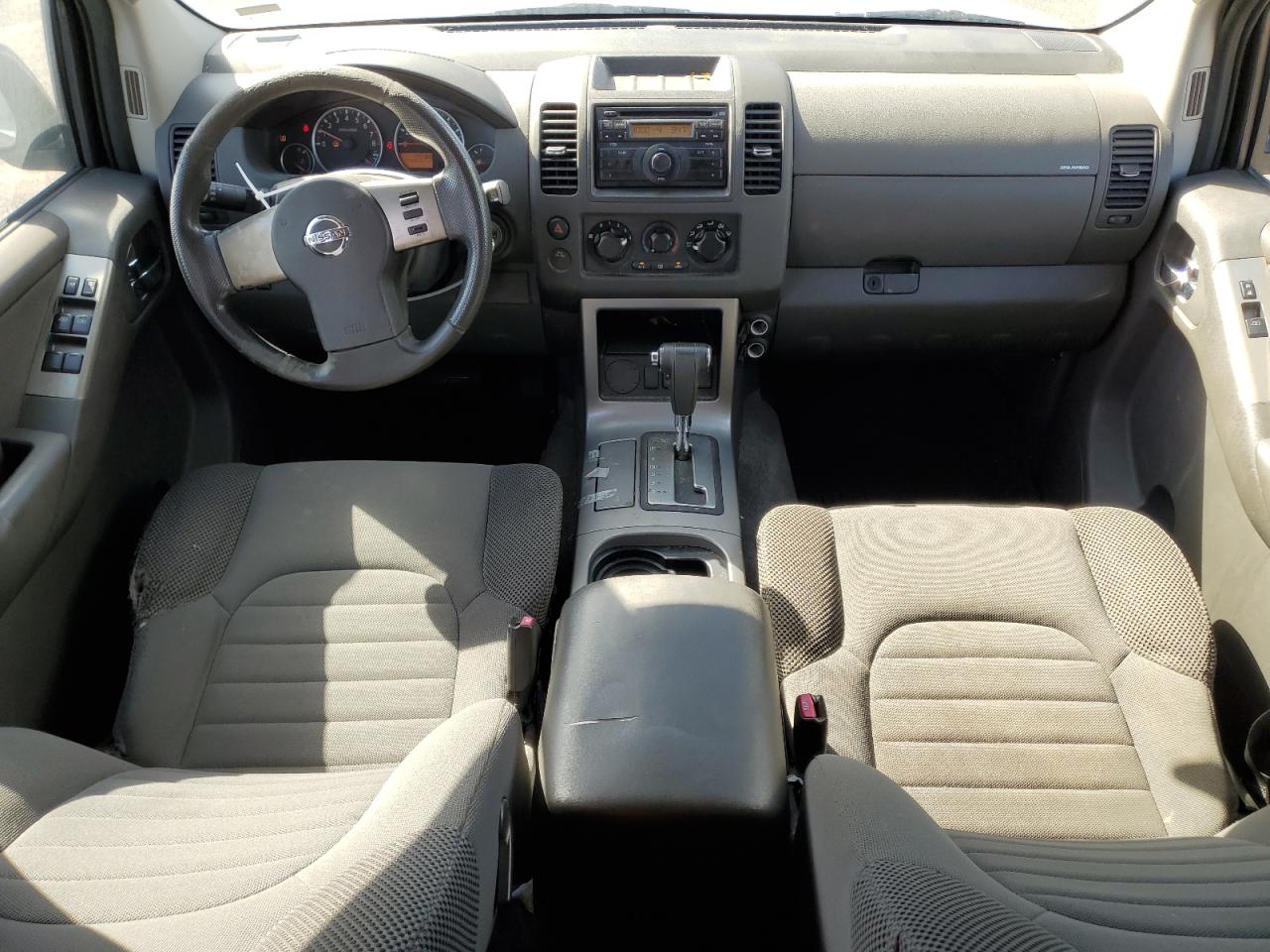 2010 Nissan Pathfinder - Image 8