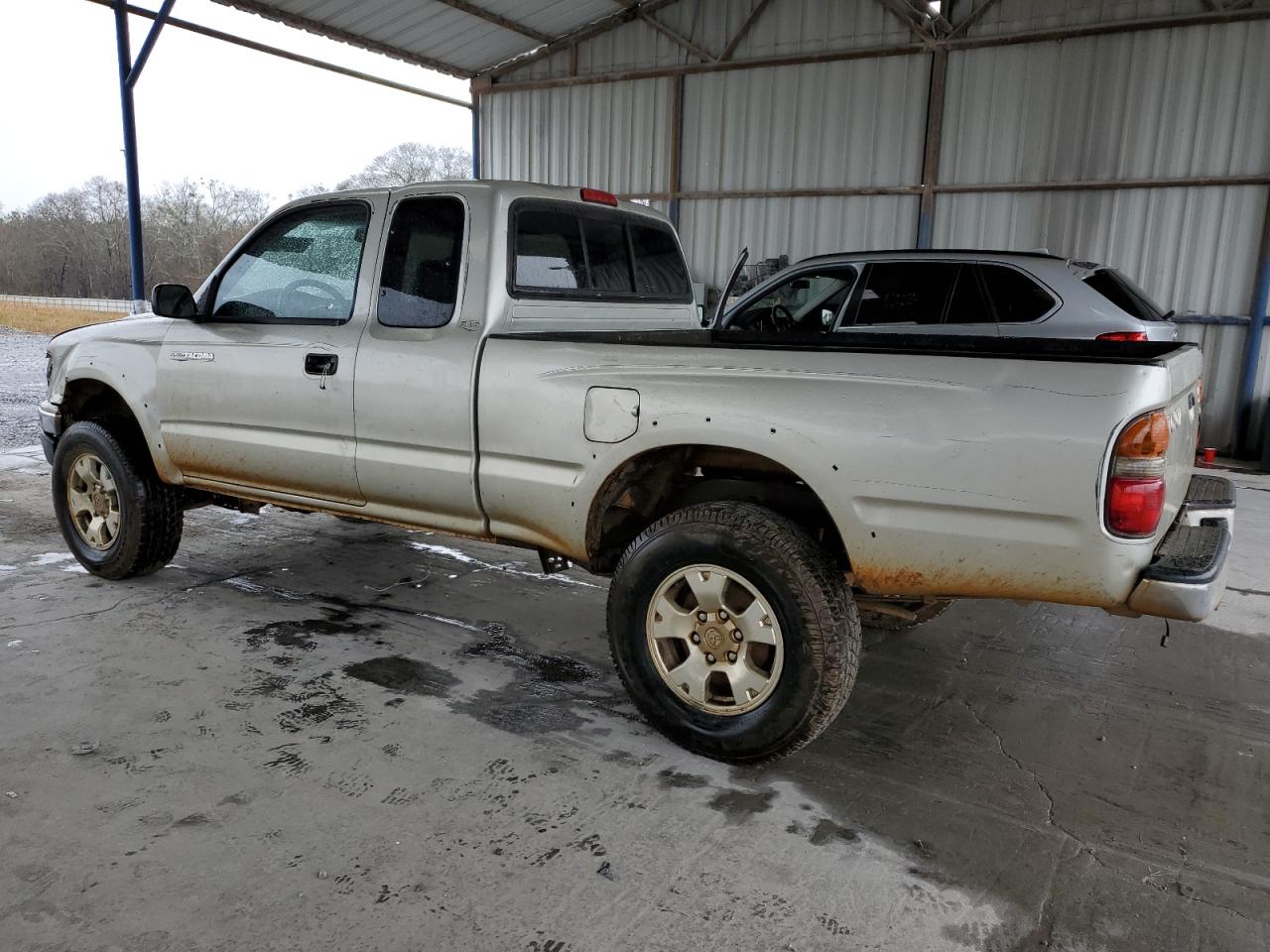 2001 Toyota Tacoma - Image 2