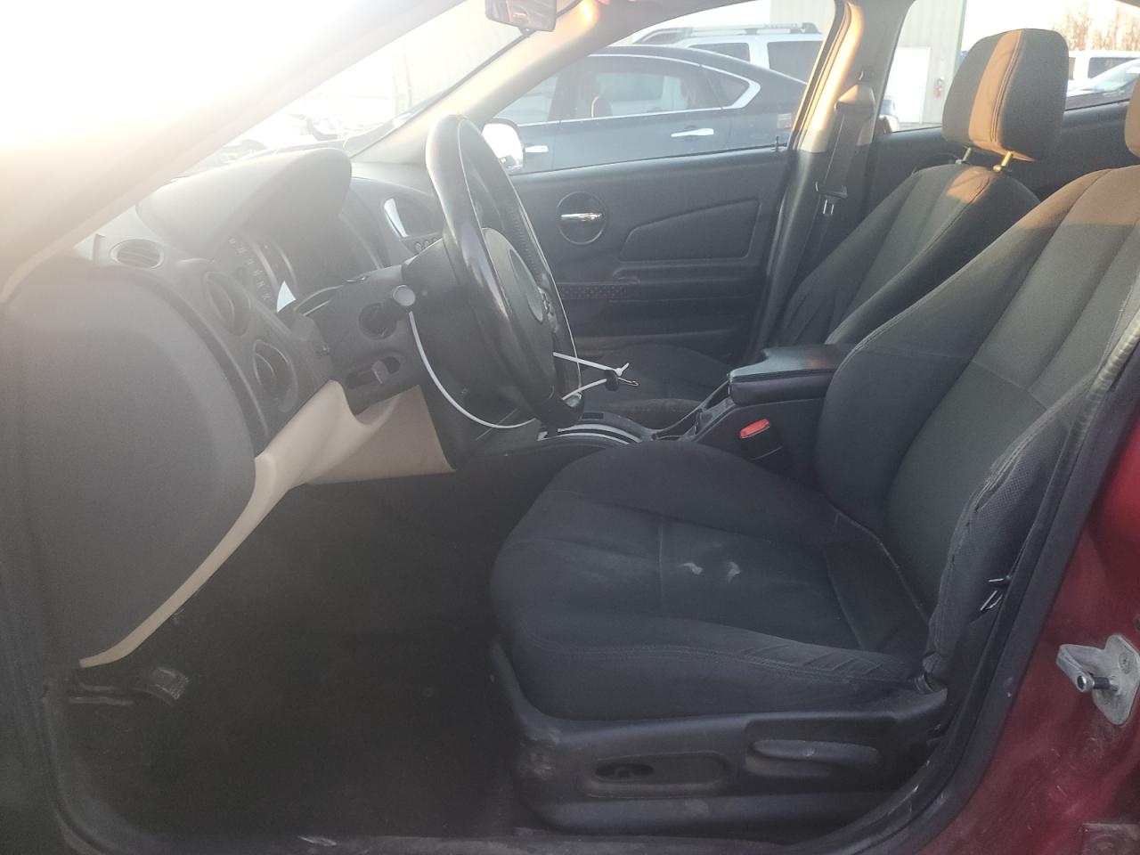 2004 Pontiac Grand Prix - Image 7