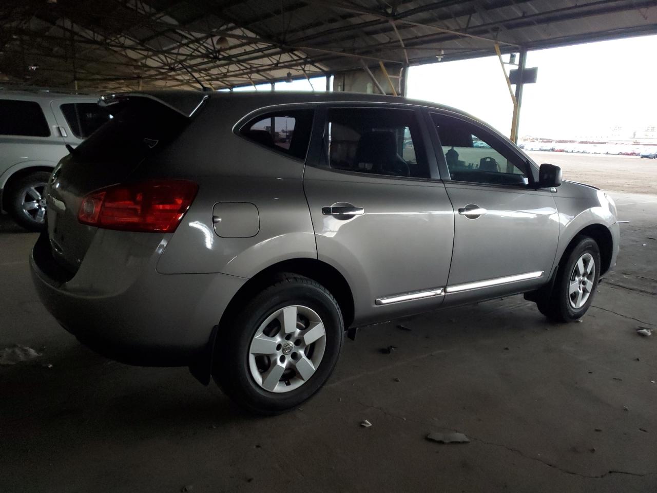 2011 Nissan Rogue - Image 3