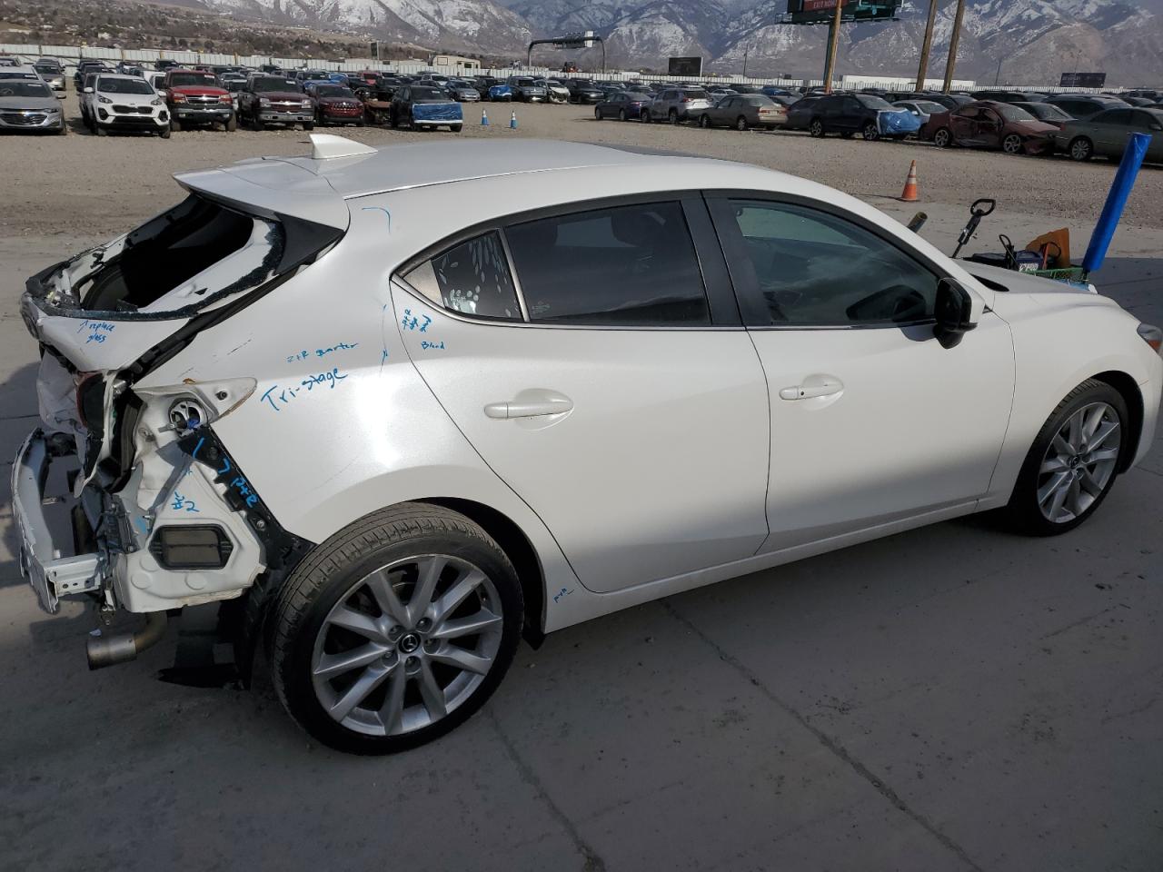 2017 Mazda 3 - Image 3