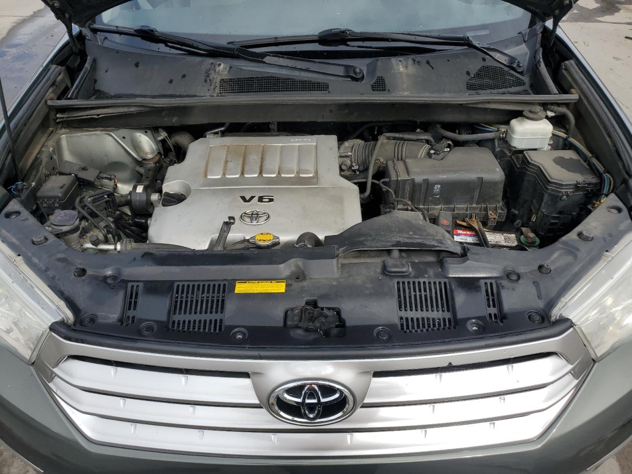 2012 Toyota Highlander - Image 12