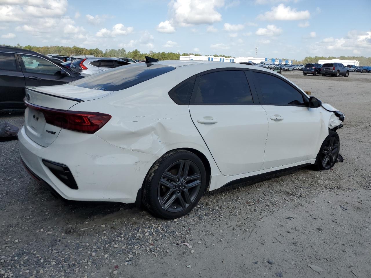 2021 Kia Forte - Image 3