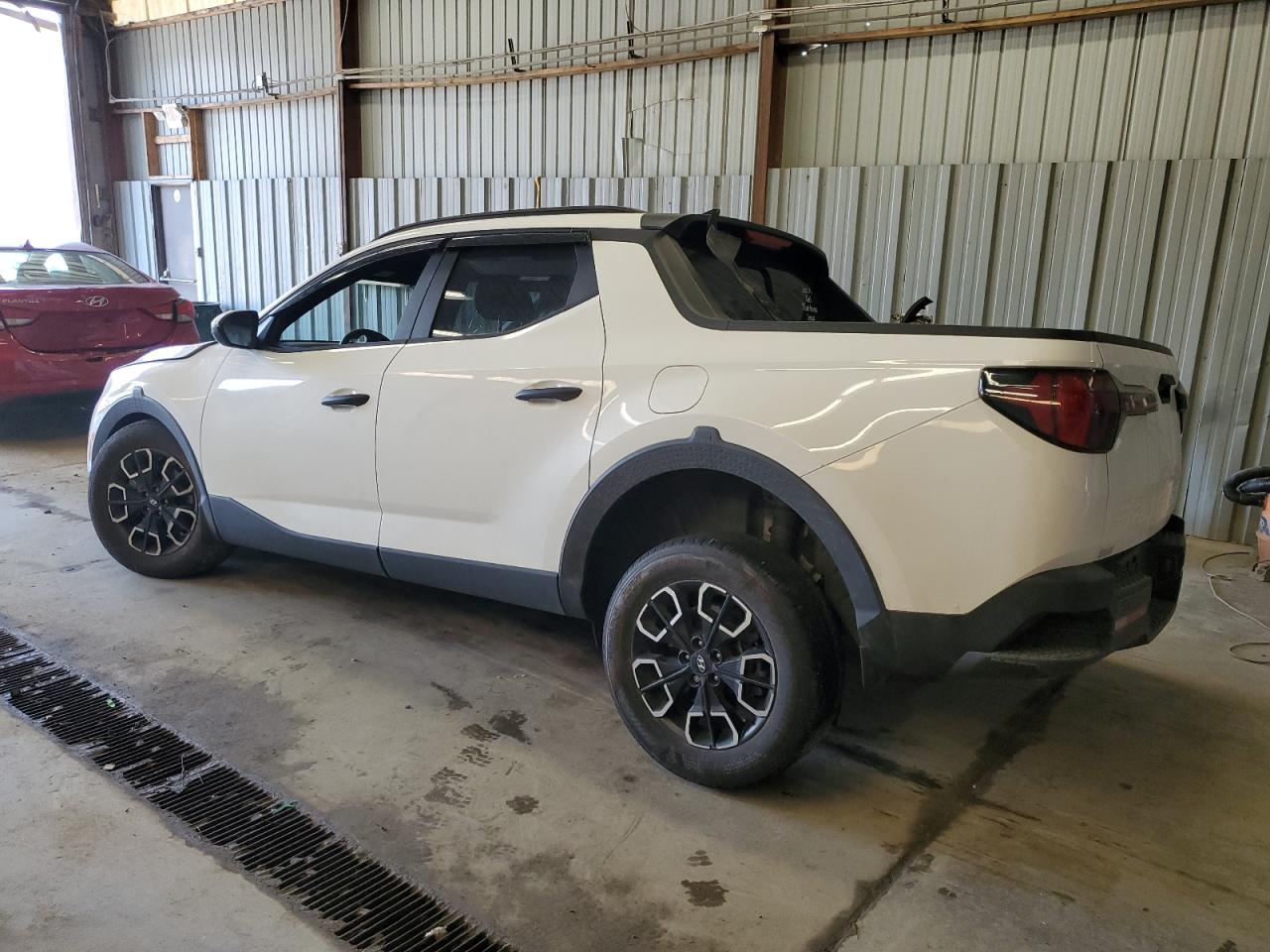 2024 Hyundai Santa Cruz - Image 2