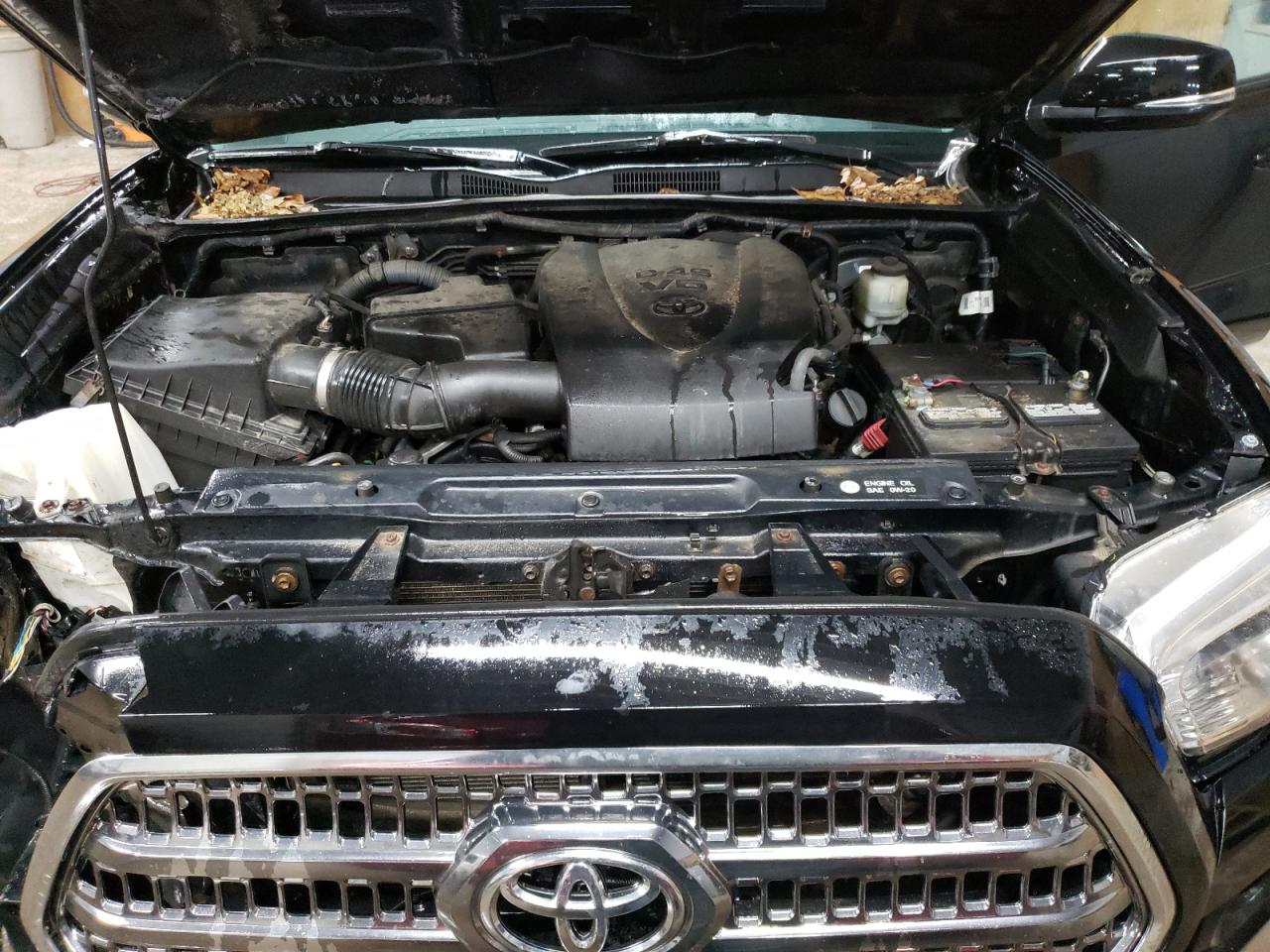 2016 Toyota Tacoma - Image 11