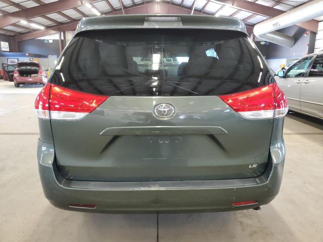 2011 TOYOTA SIENNA LE