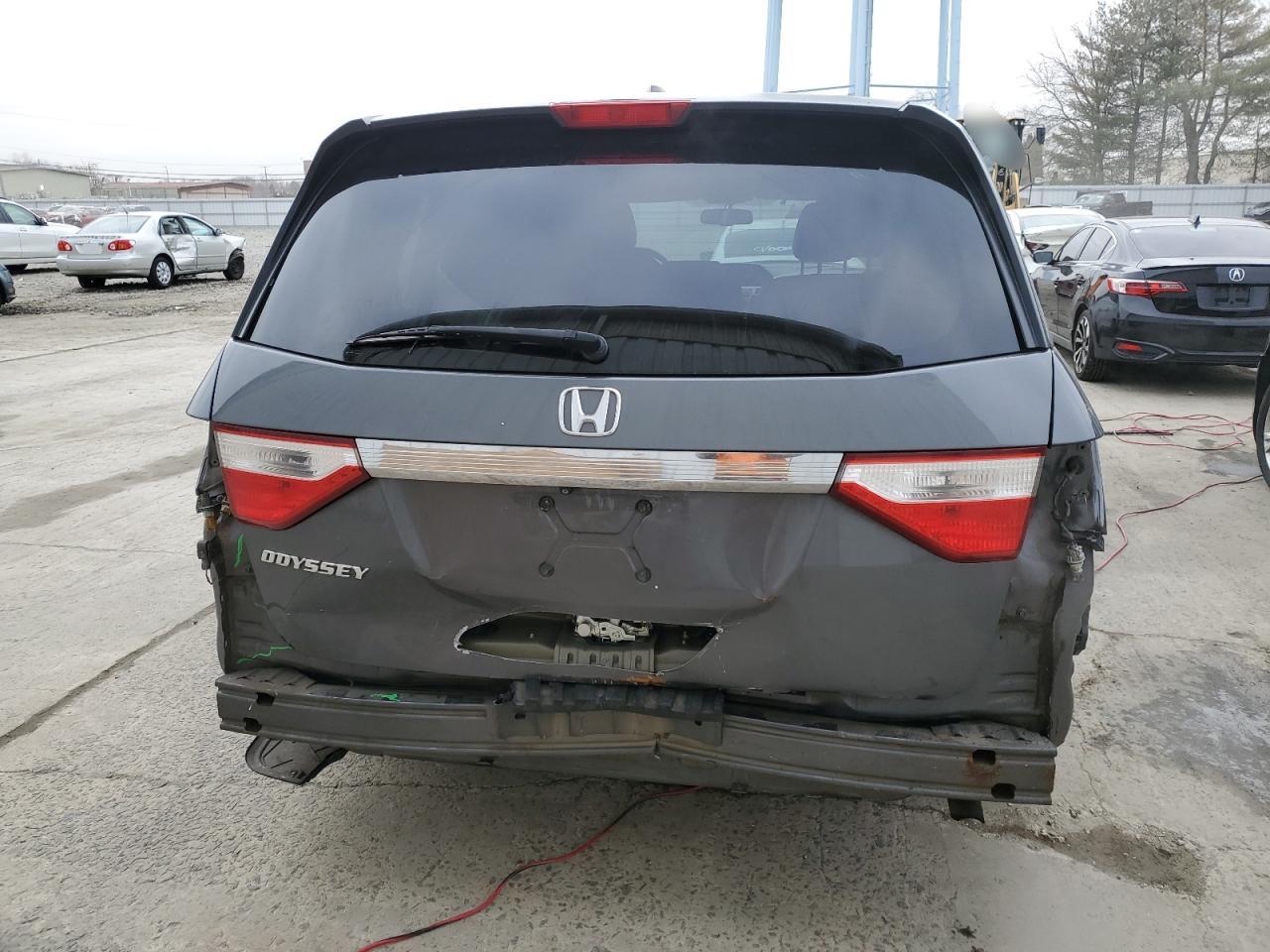 2011 Honda Odyssey - Image 6