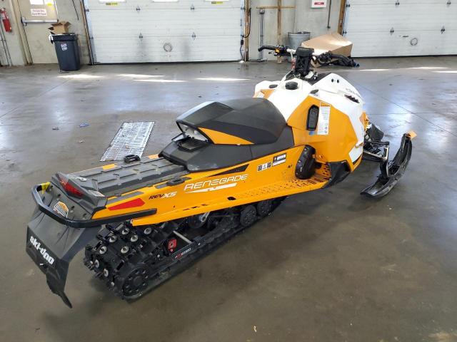 2017 SKIDOO RENEGADE