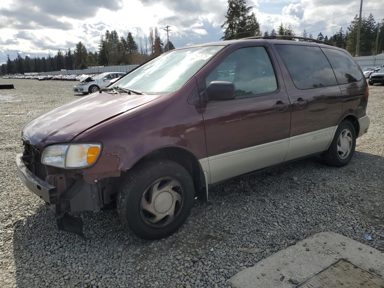 2000 Toyota Sienna - Image 1