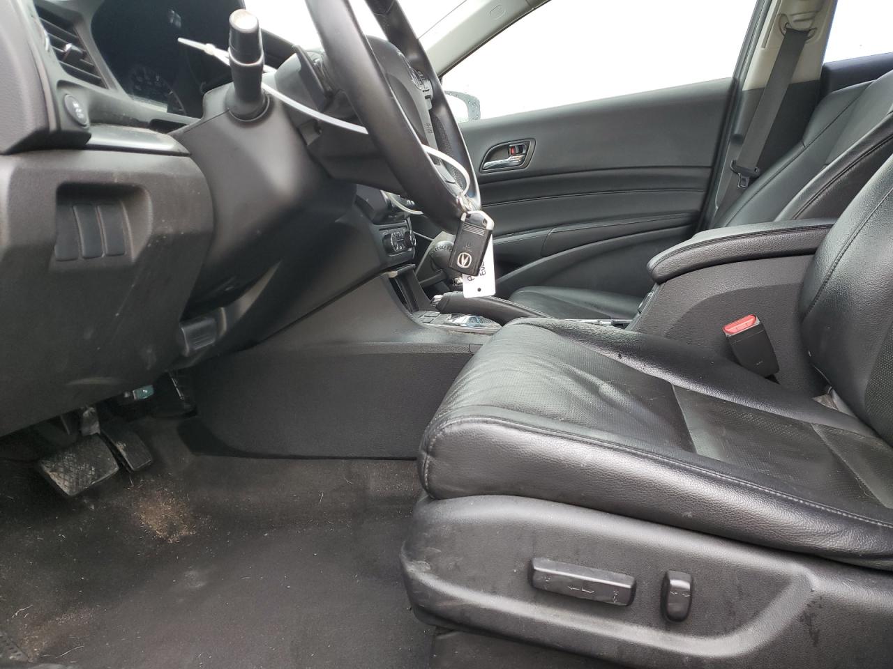 2014 Acura ILX - Image 7