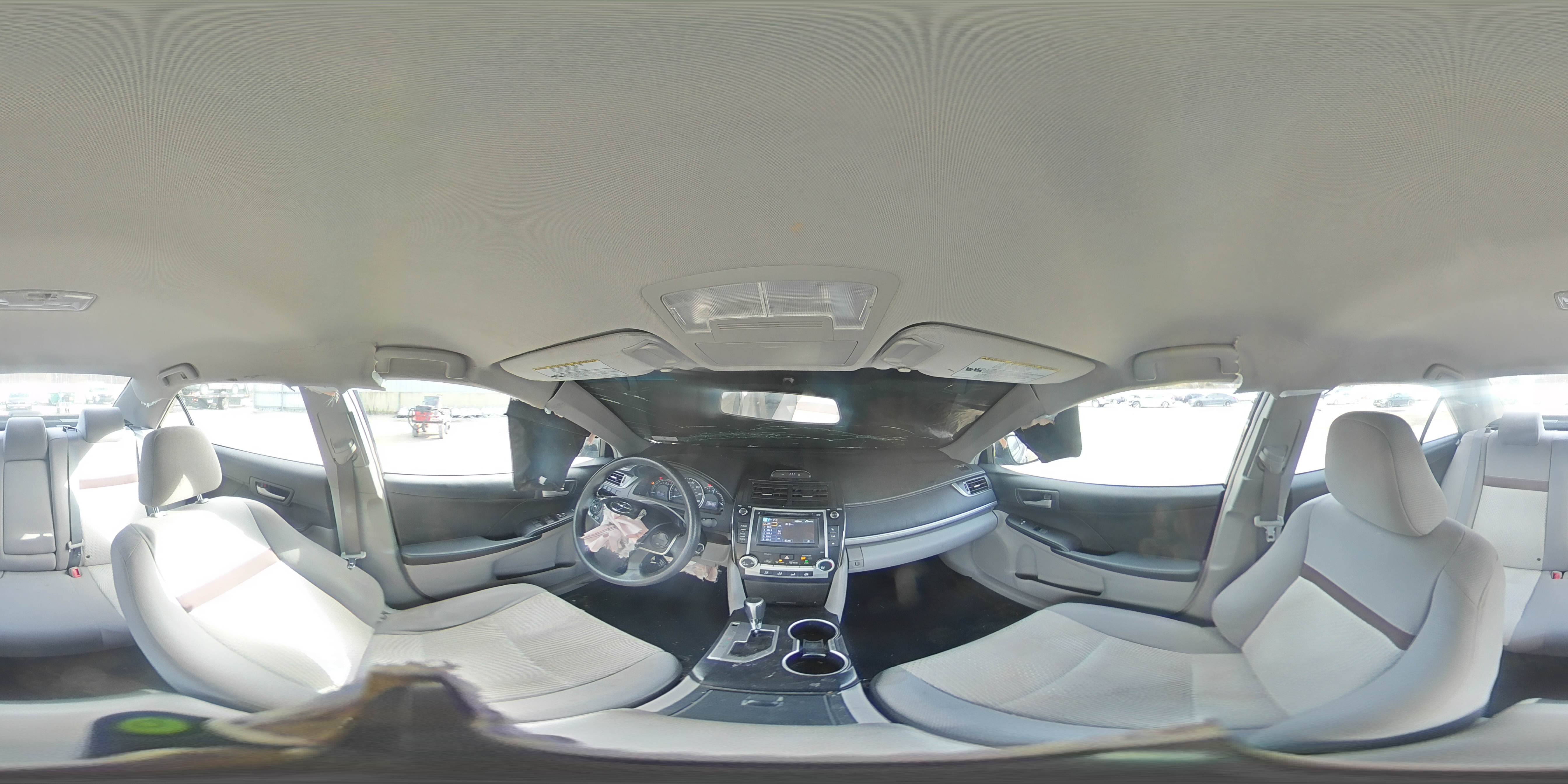 2012 Toyota Camry - Image 13