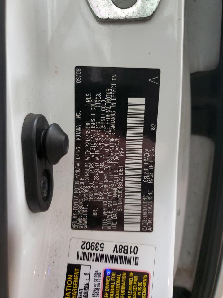 2009 Toyota Sienna - Image 13