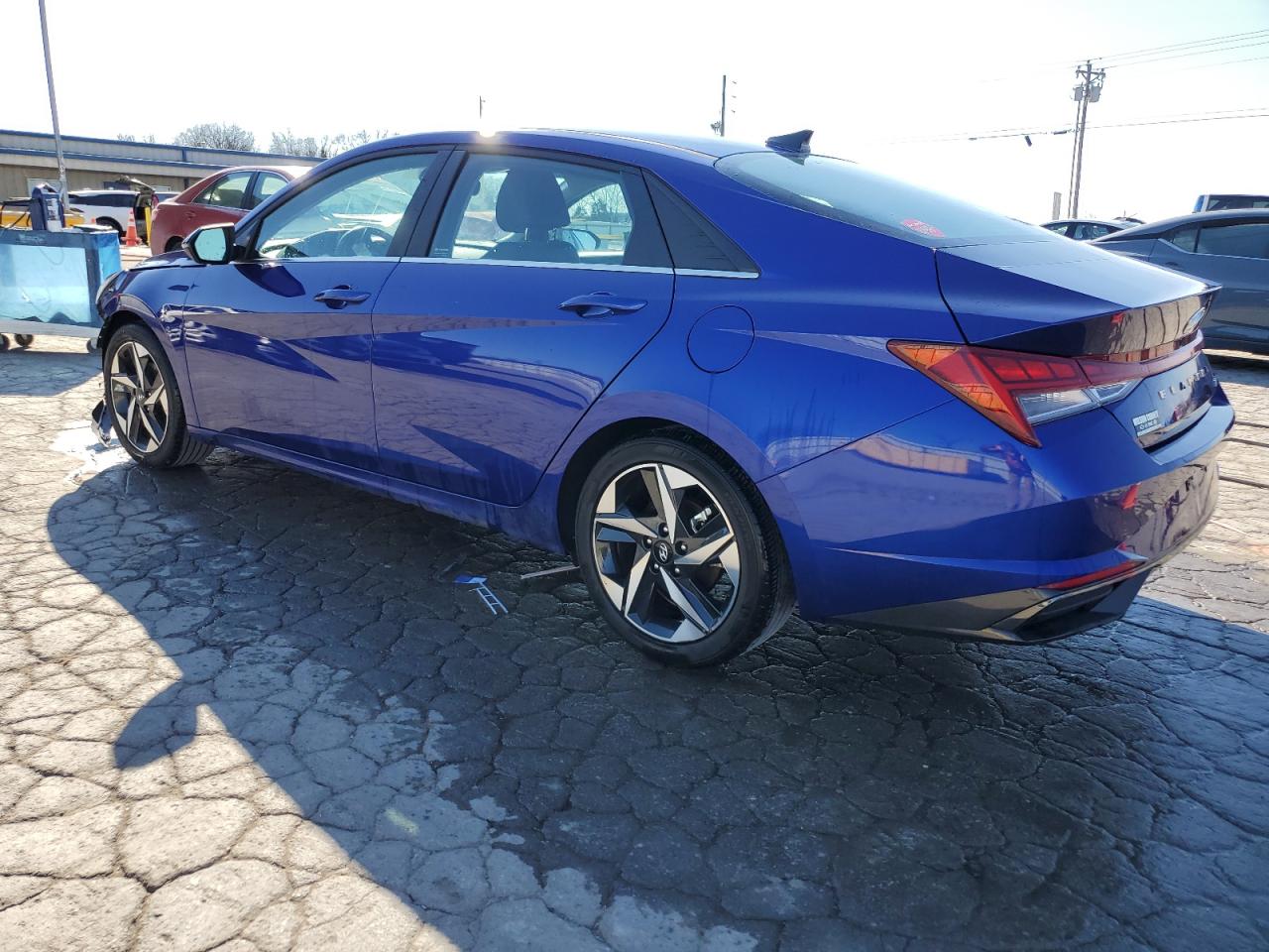 2023 Hyundai Elantra - Image 2