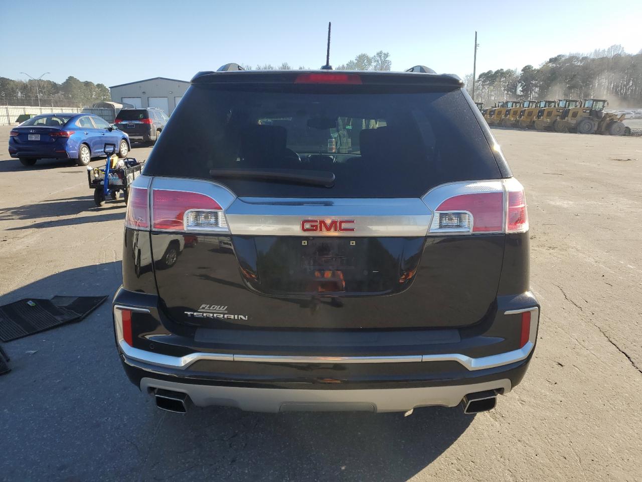 2017 GMC Terrain - Image 6
