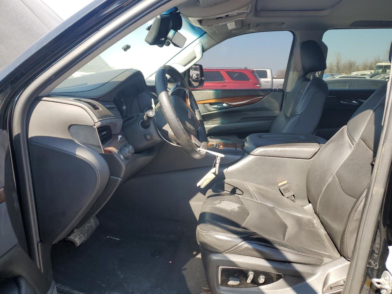 2019 Cadillac Escalade - Image 7