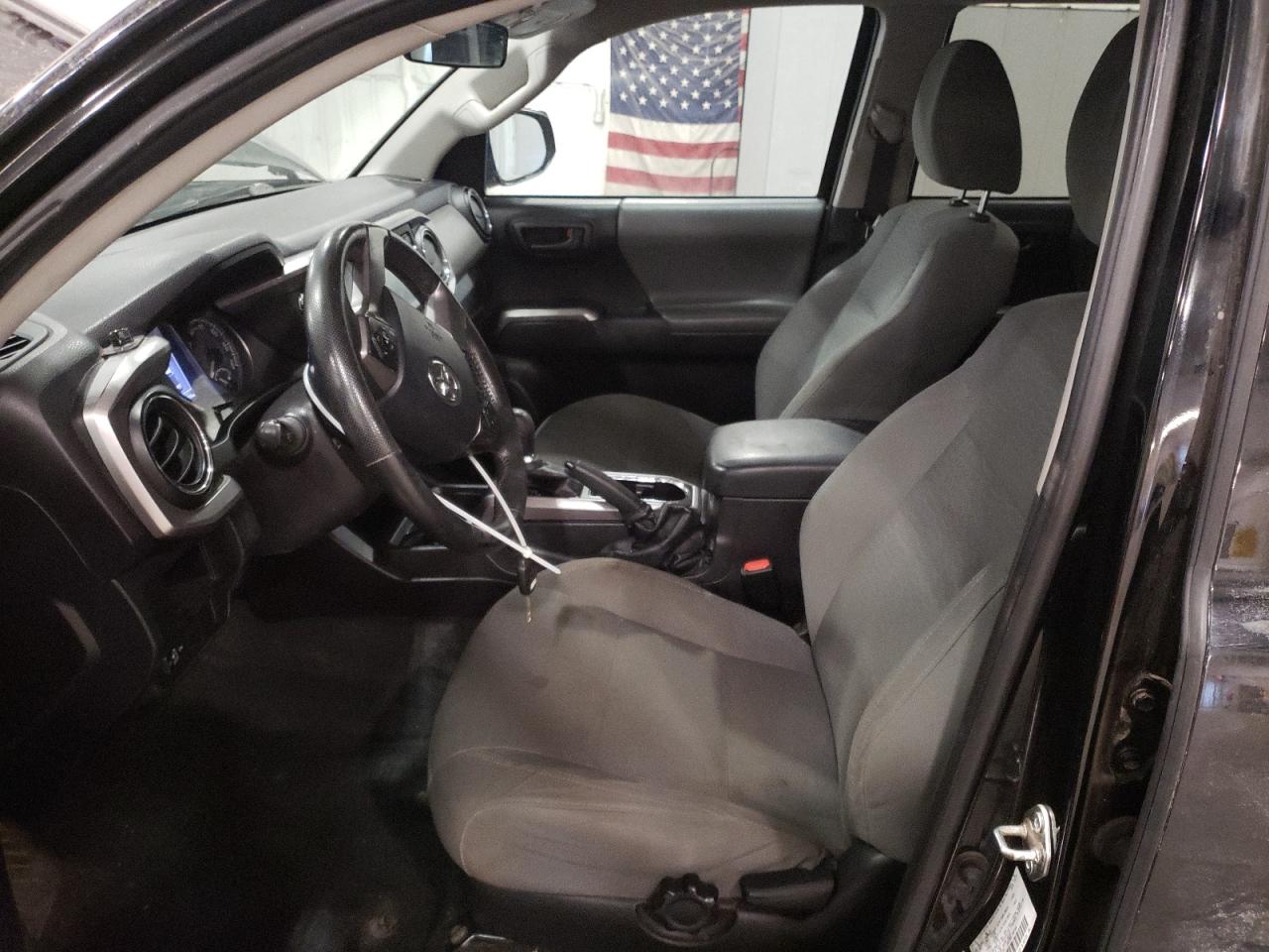 2016 Toyota Tacoma - Image 7