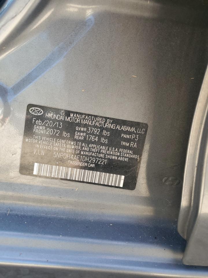 2013 Hyundai Elantra - Image 12