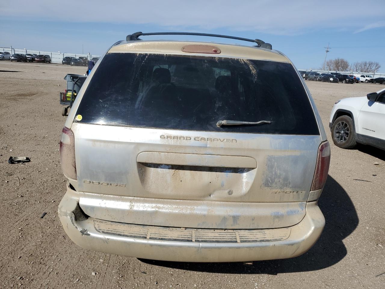2002 Dodge Caravan - Image 6
