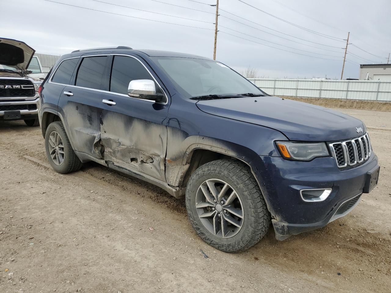 2017 Jeep Grand Cherokee - Image 4