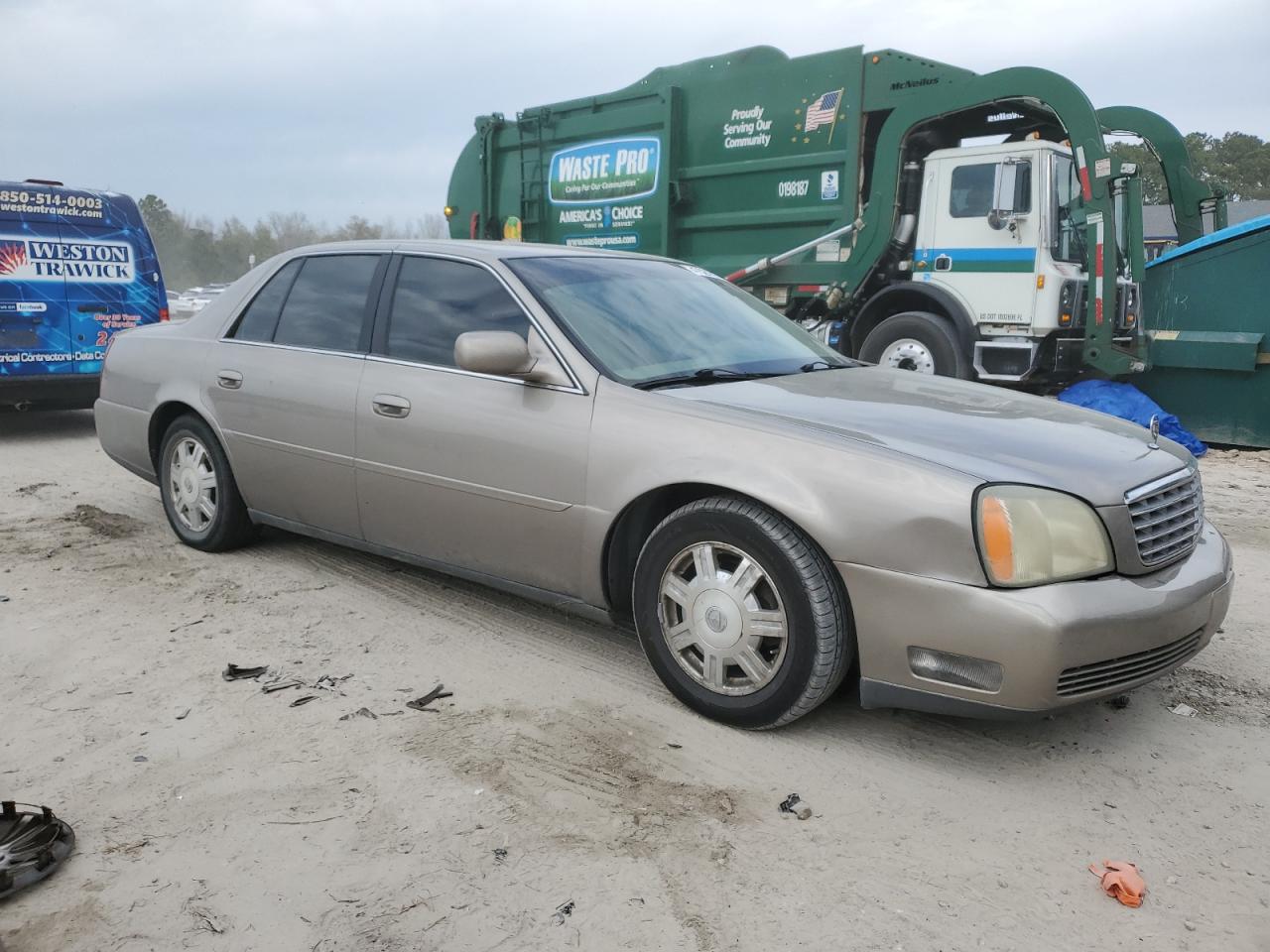 2003 Cadillac De Ville - Image 4