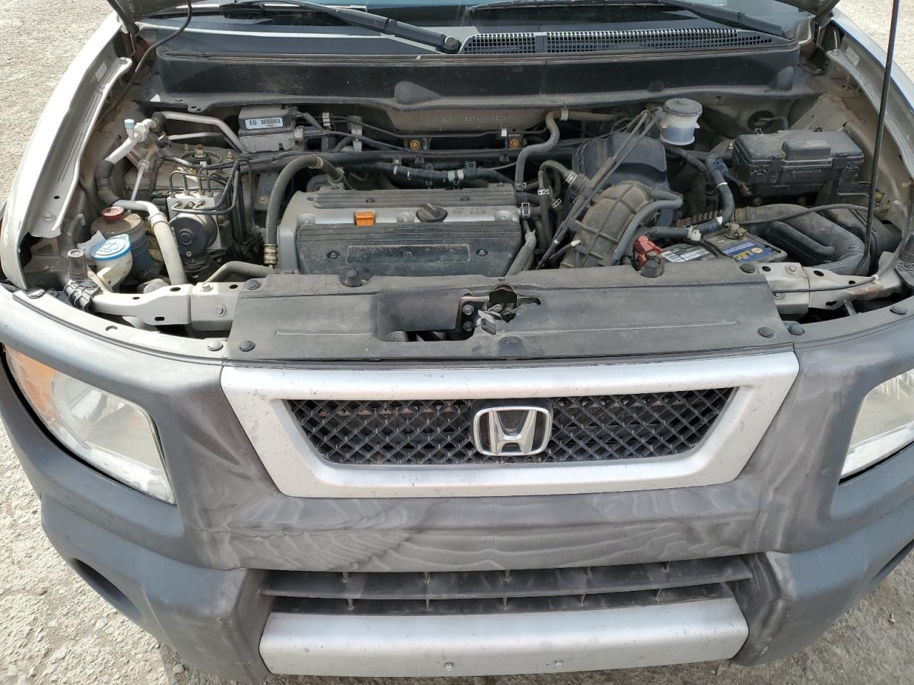 2004 Honda Element - Image 11