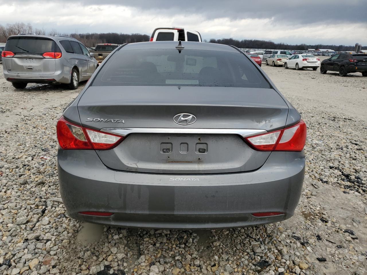 2013 Hyundai Sonata - Image 6