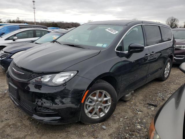 2025 Chrysler Voyager Lx