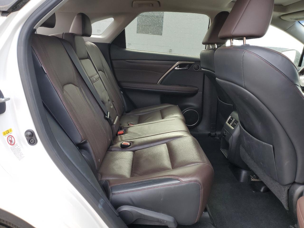 2017 Lexus RX - Image 11