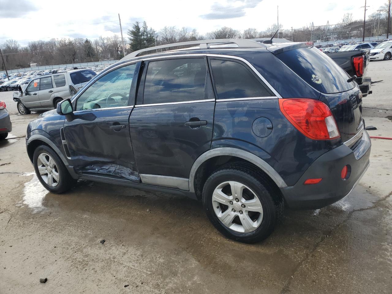 2015 Chevrolet Captiva - Image 2