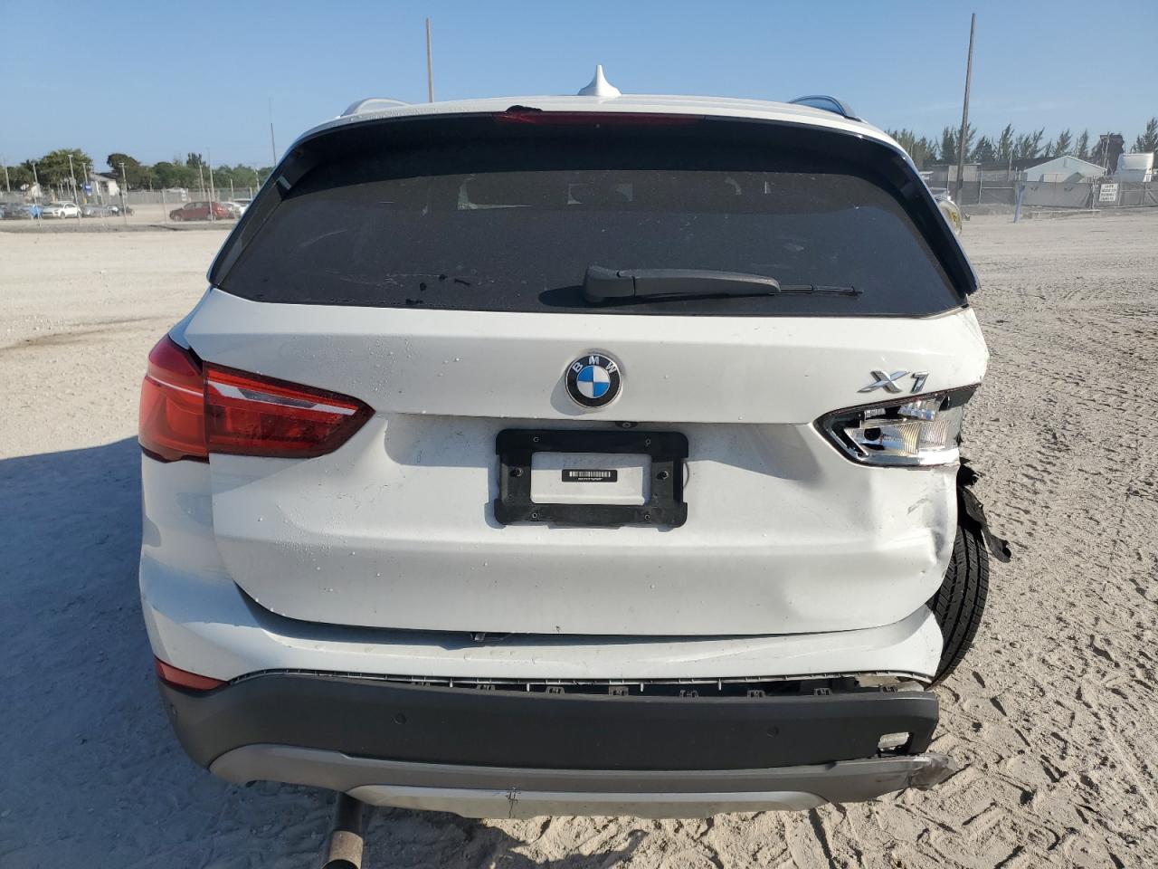 2016 BMW X1 - Image 6