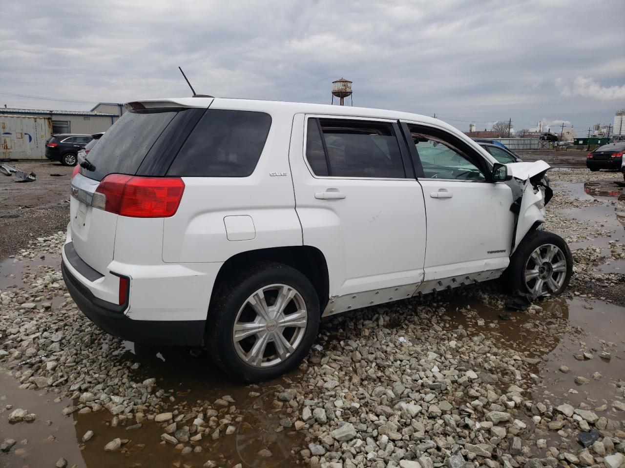 2017 GMC Terrain - Image 3