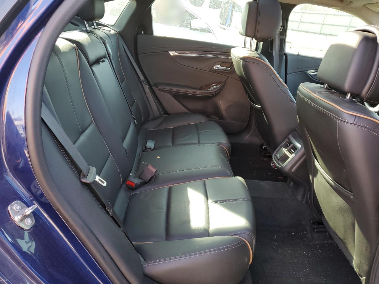 2014 Chevrolet Impala - Image 10