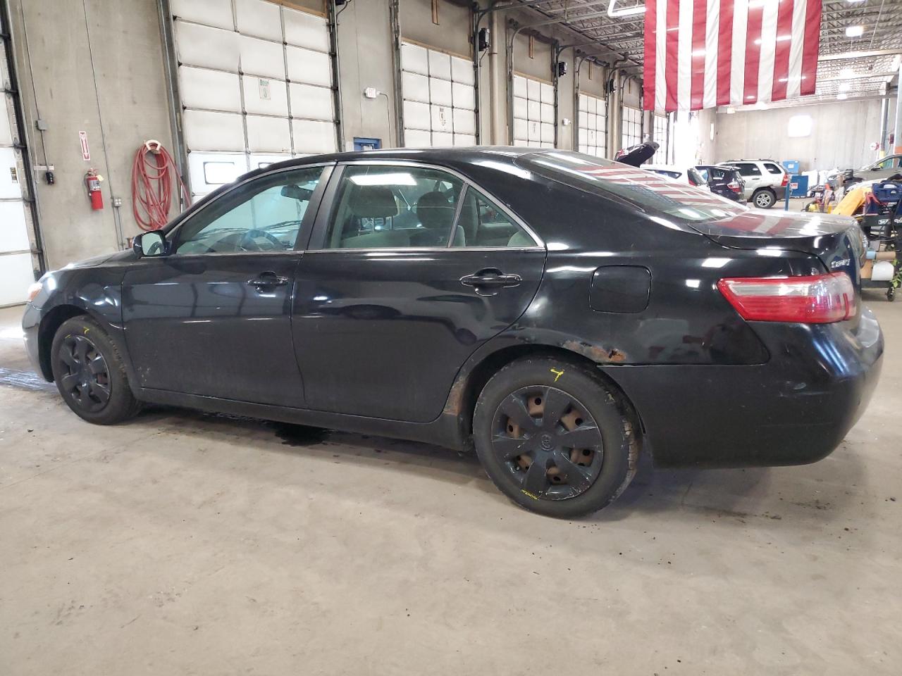 2007 Toyota Camry - Image 2