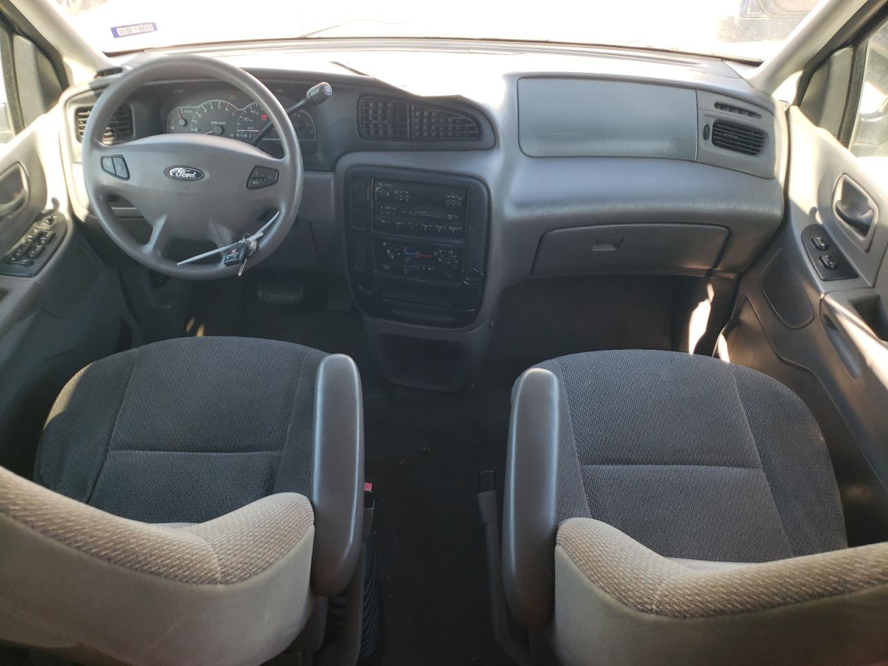 2003 Ford Windstar - Image 8
