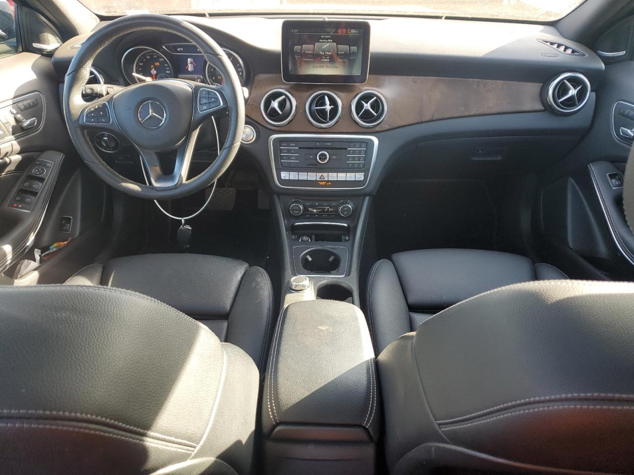 2018 Mercedes-Benz GLA-klasse - Image 8