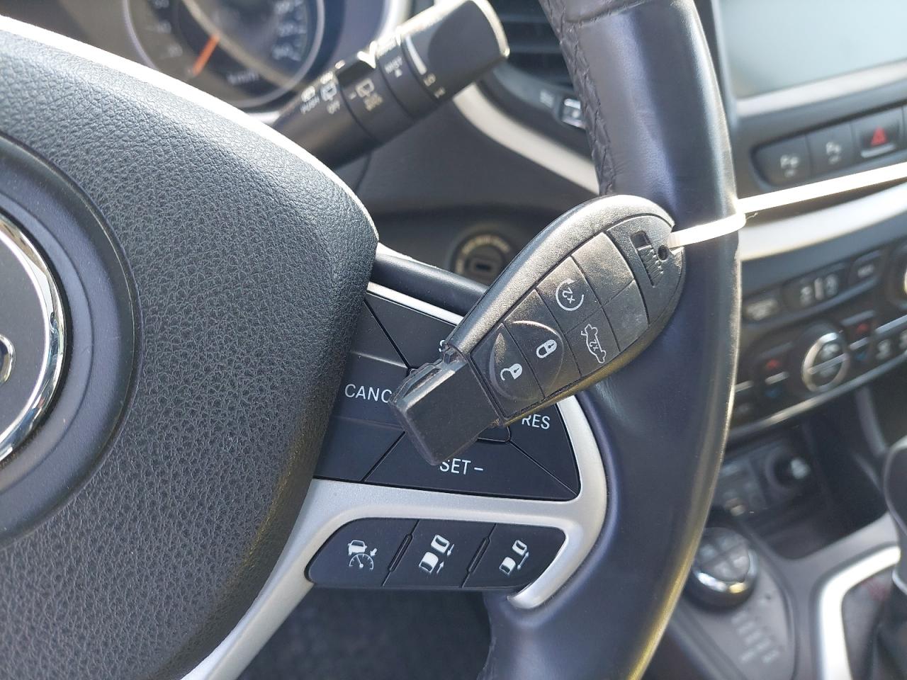 1C4PJMBS7FW666196 - 2015 Jeep CHEROKEE - #undefined