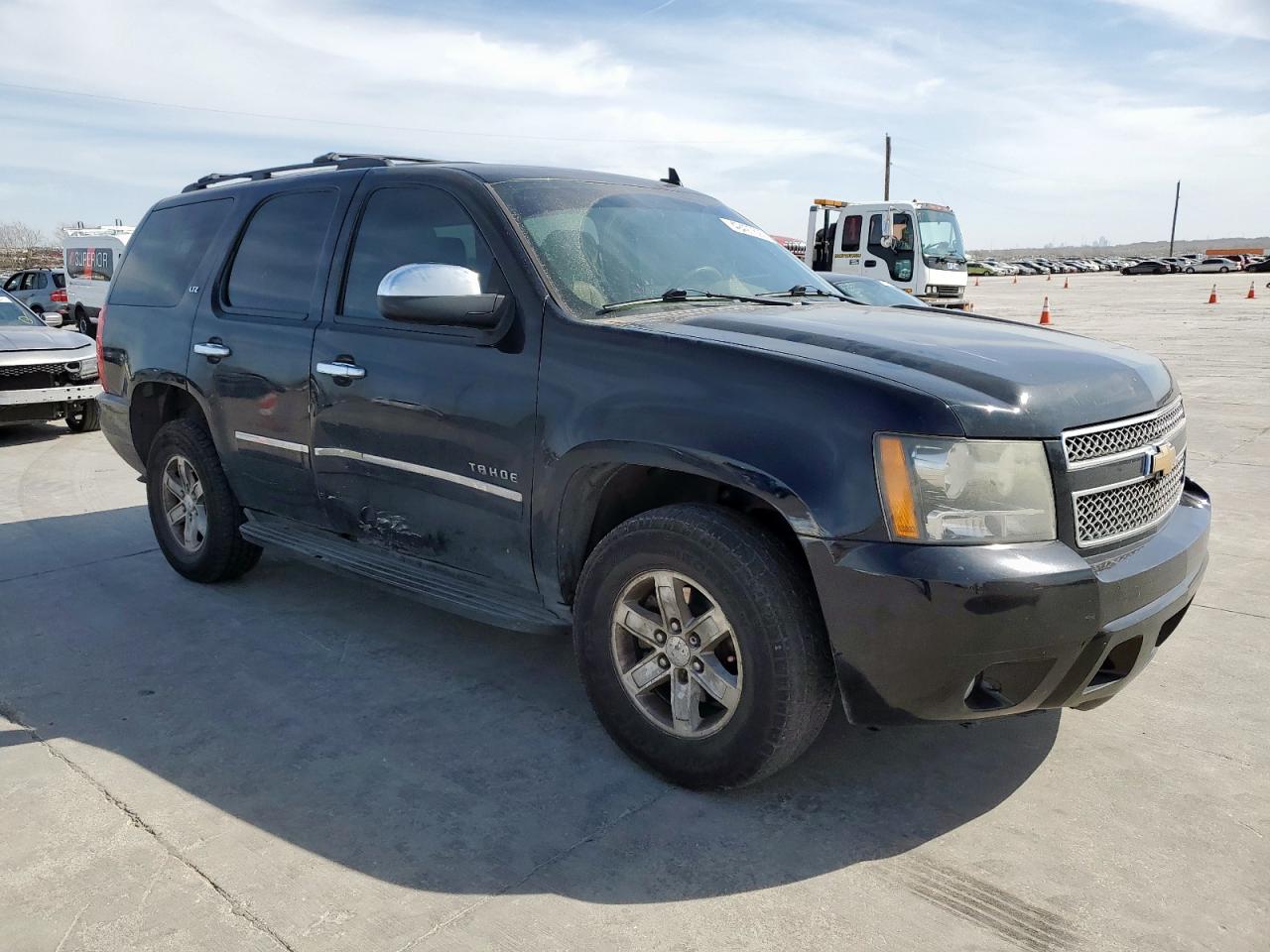 2011 Chevrolet Tahoe - Image 4