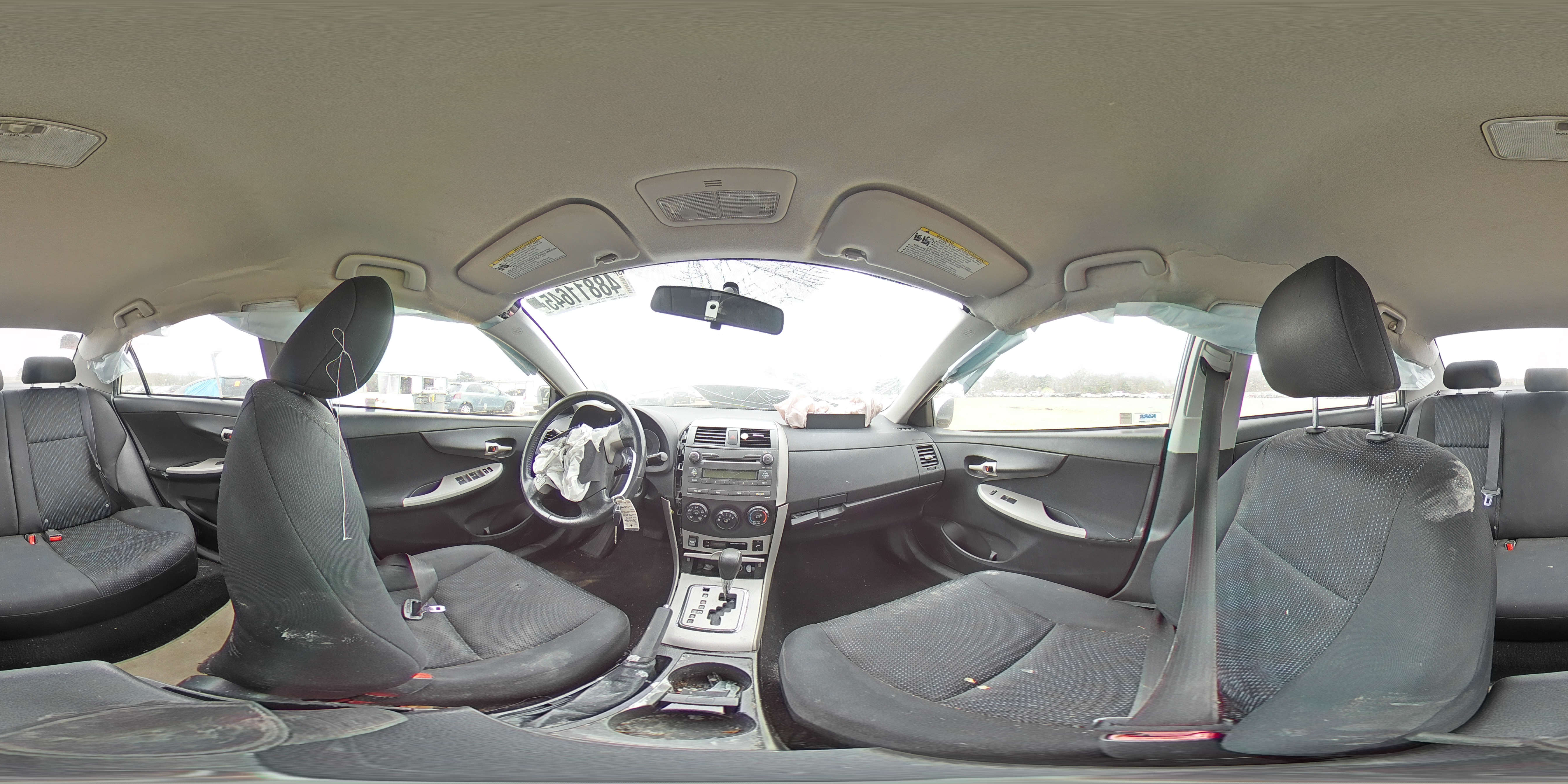 2010 Toyota Corolla - Image 13