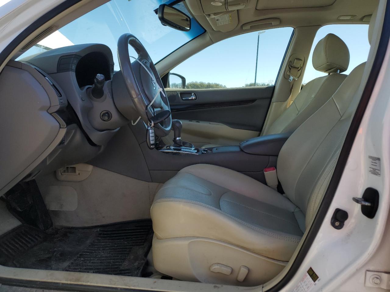 2013 Infiniti G - Image 7