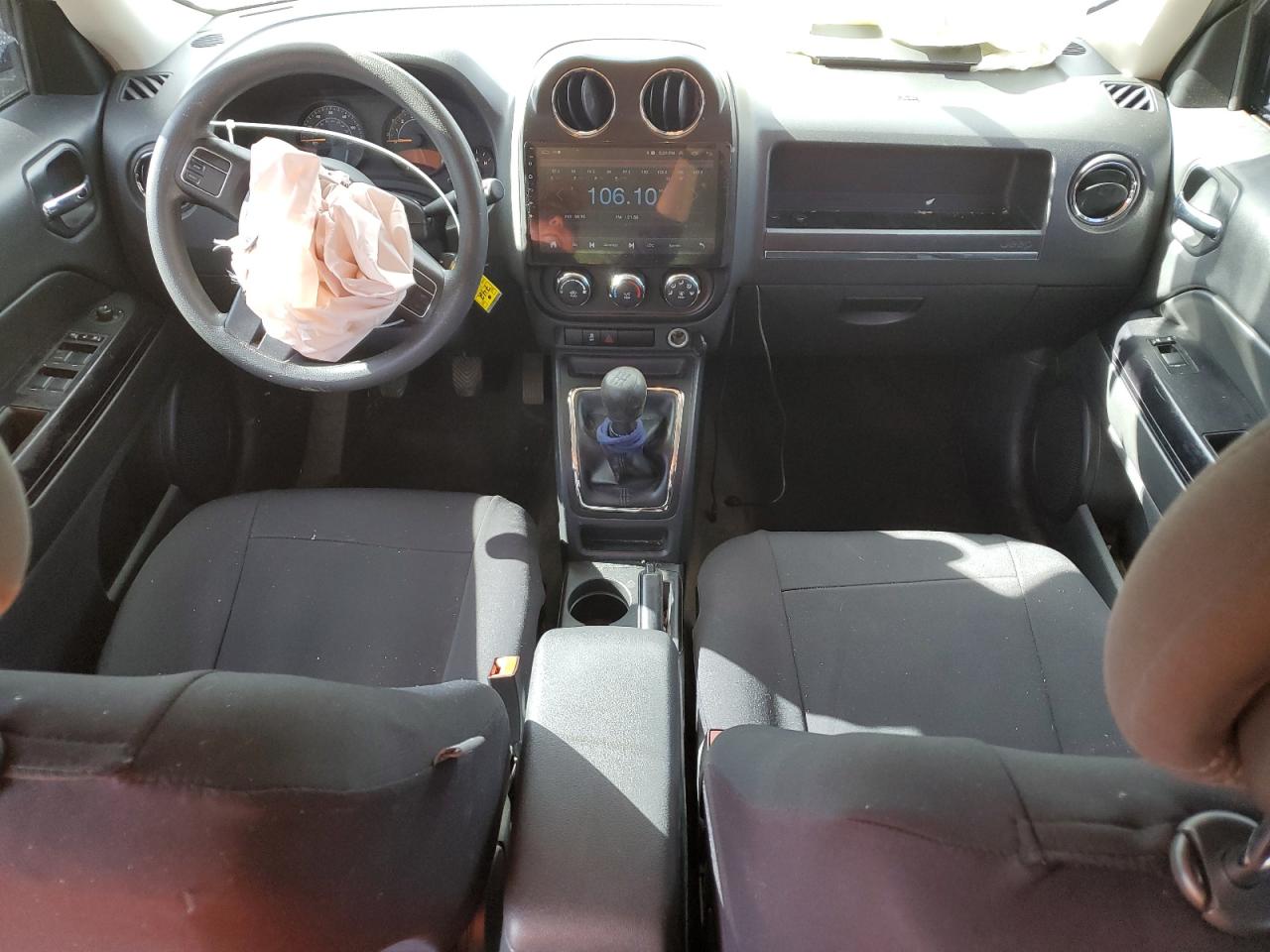 2014 Jeep Liberty (Patriot) - Image 8