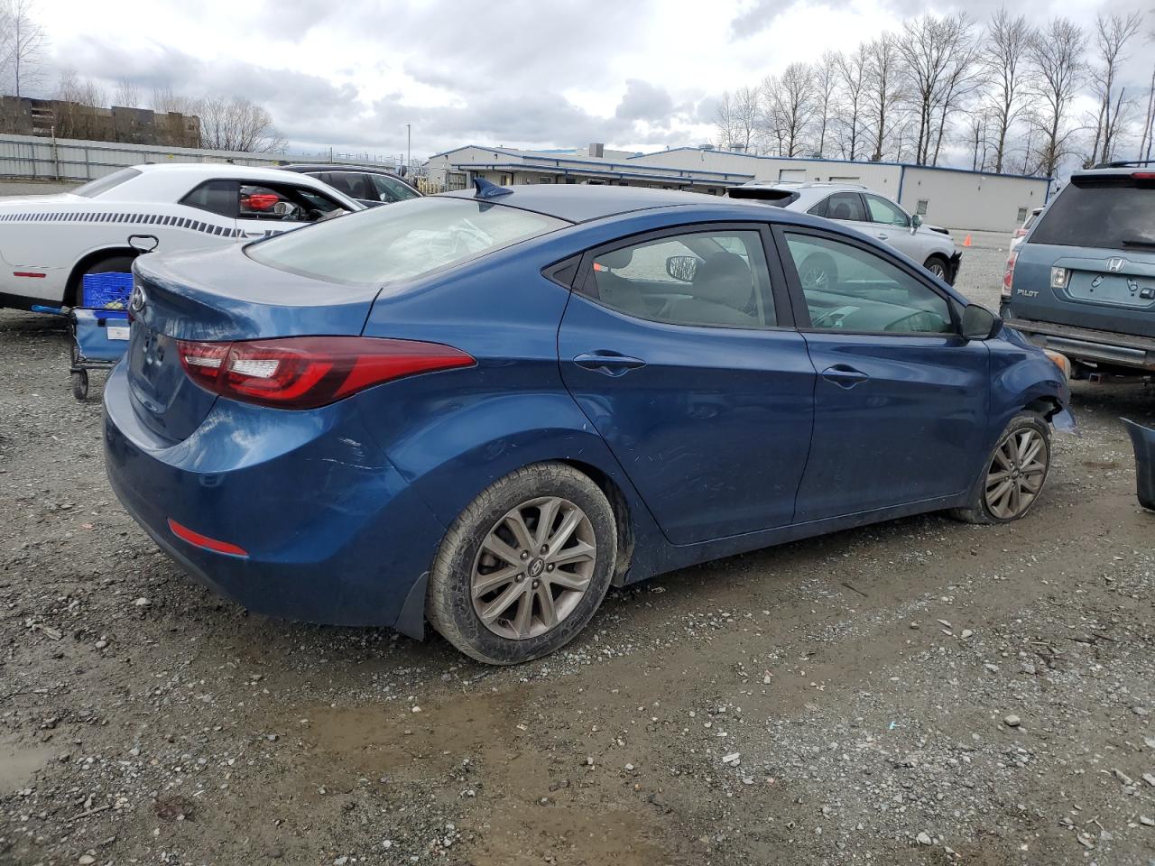 2014 Hyundai Elantra - Image 3