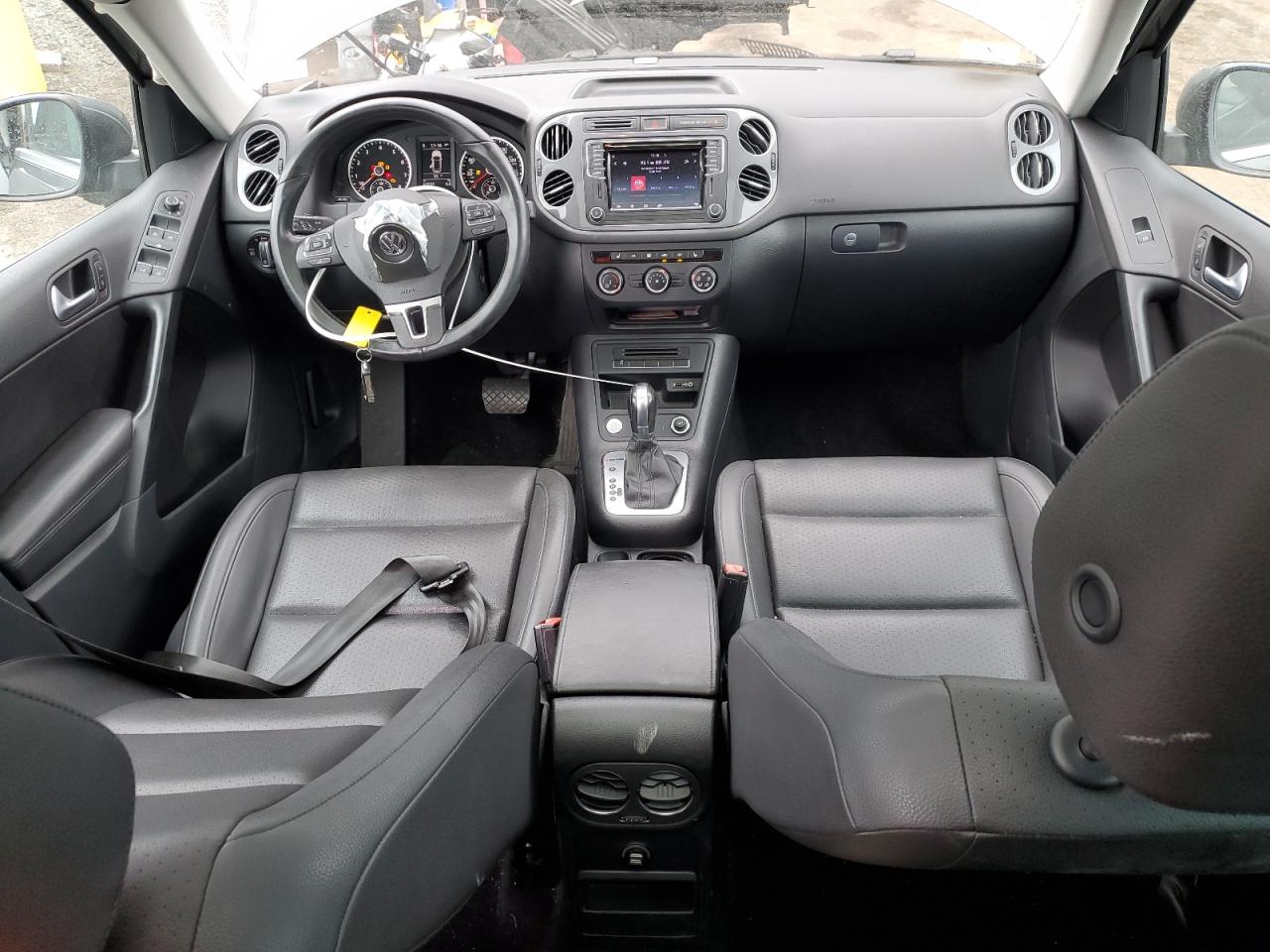 2016 Volkswagen Tiguan - Image 8